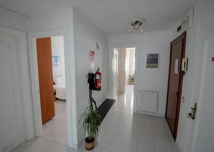 183a Apto En Pleno Centro Con Vistas Al Mar * Gijón