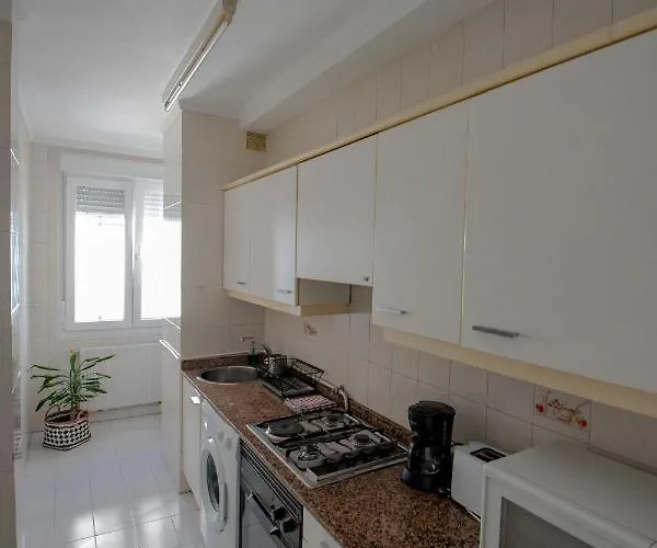 183a Apto En Pleno Centro Con Vistas Al Mar * Gijón